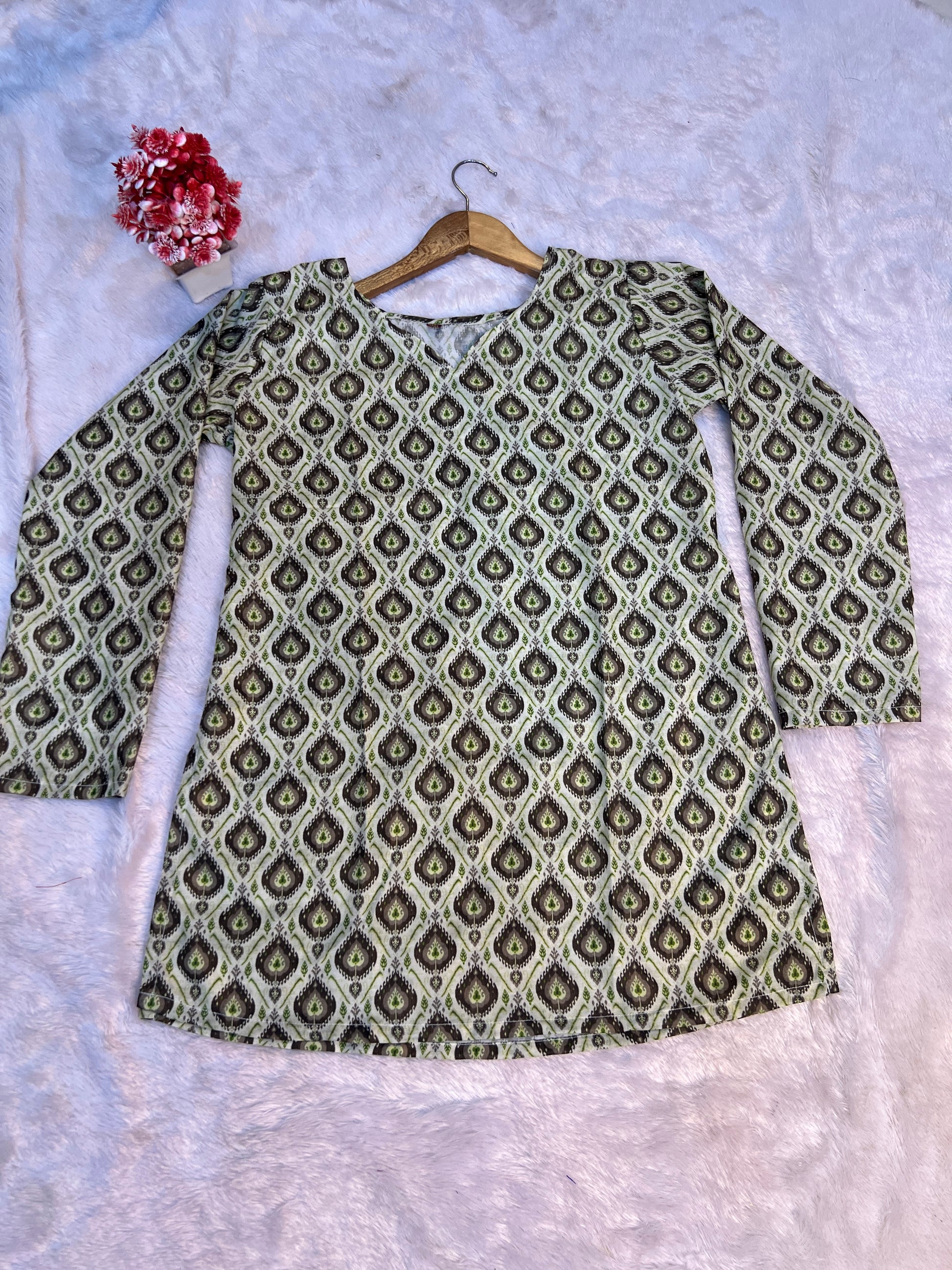 maslin silk tunic fabric texture close view