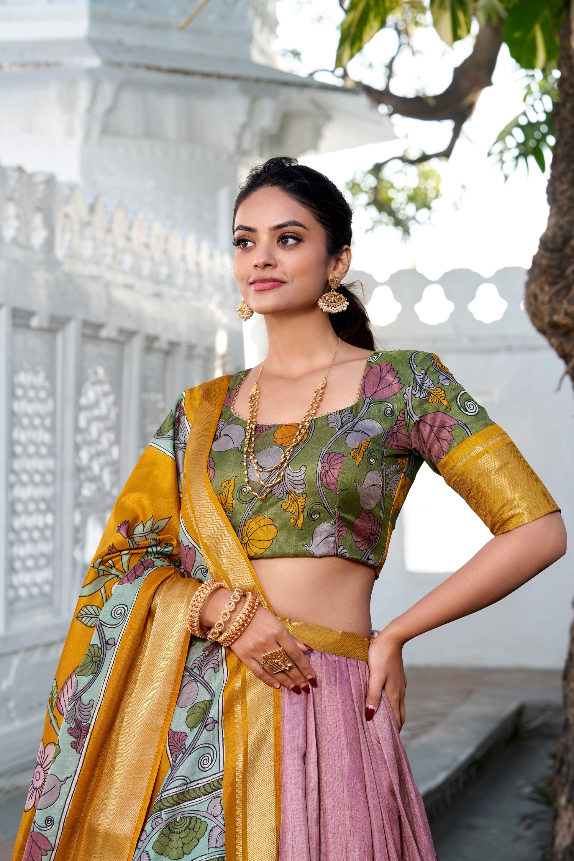 Kalamkari printed lehenga skirt detailed pattern view