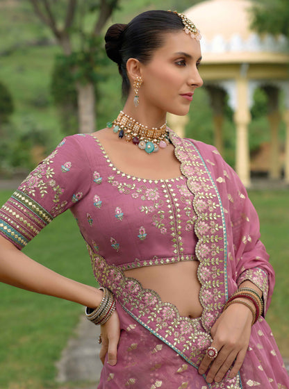 pink lehenga dupatta drape with embroidered border
