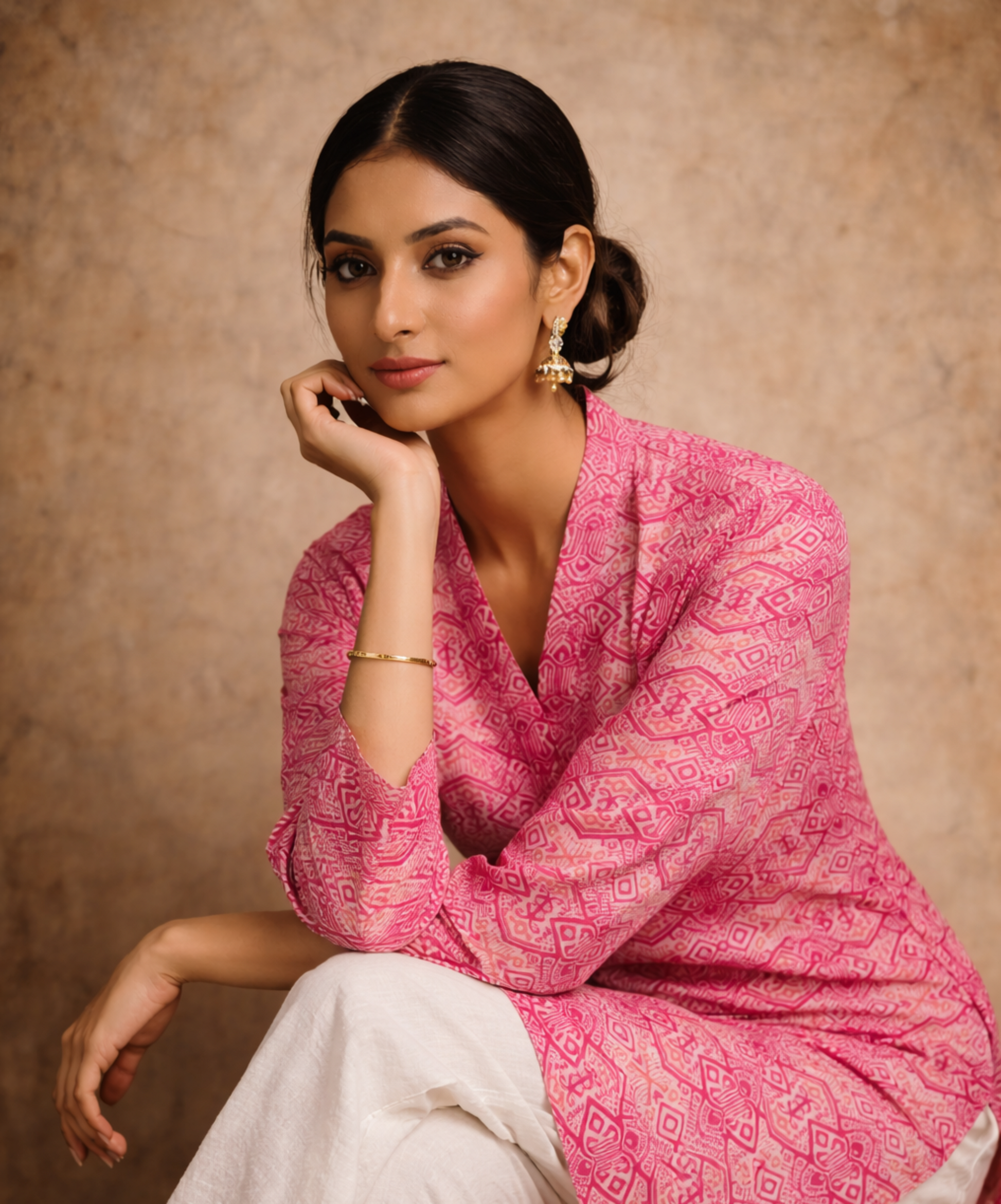 pink printed top sleeve detail and fabric fall