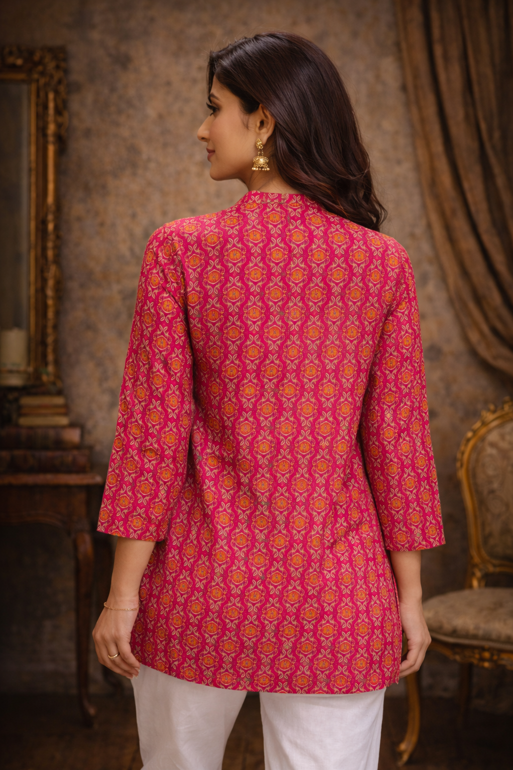 back design of womens tunic tops in pink shade