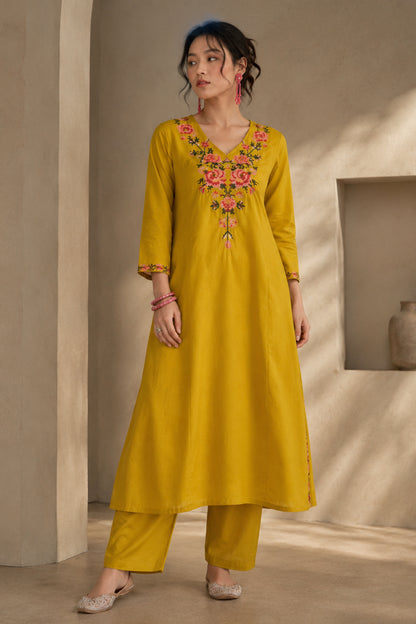 Pure Cotton kurta set for women with floral threadwork