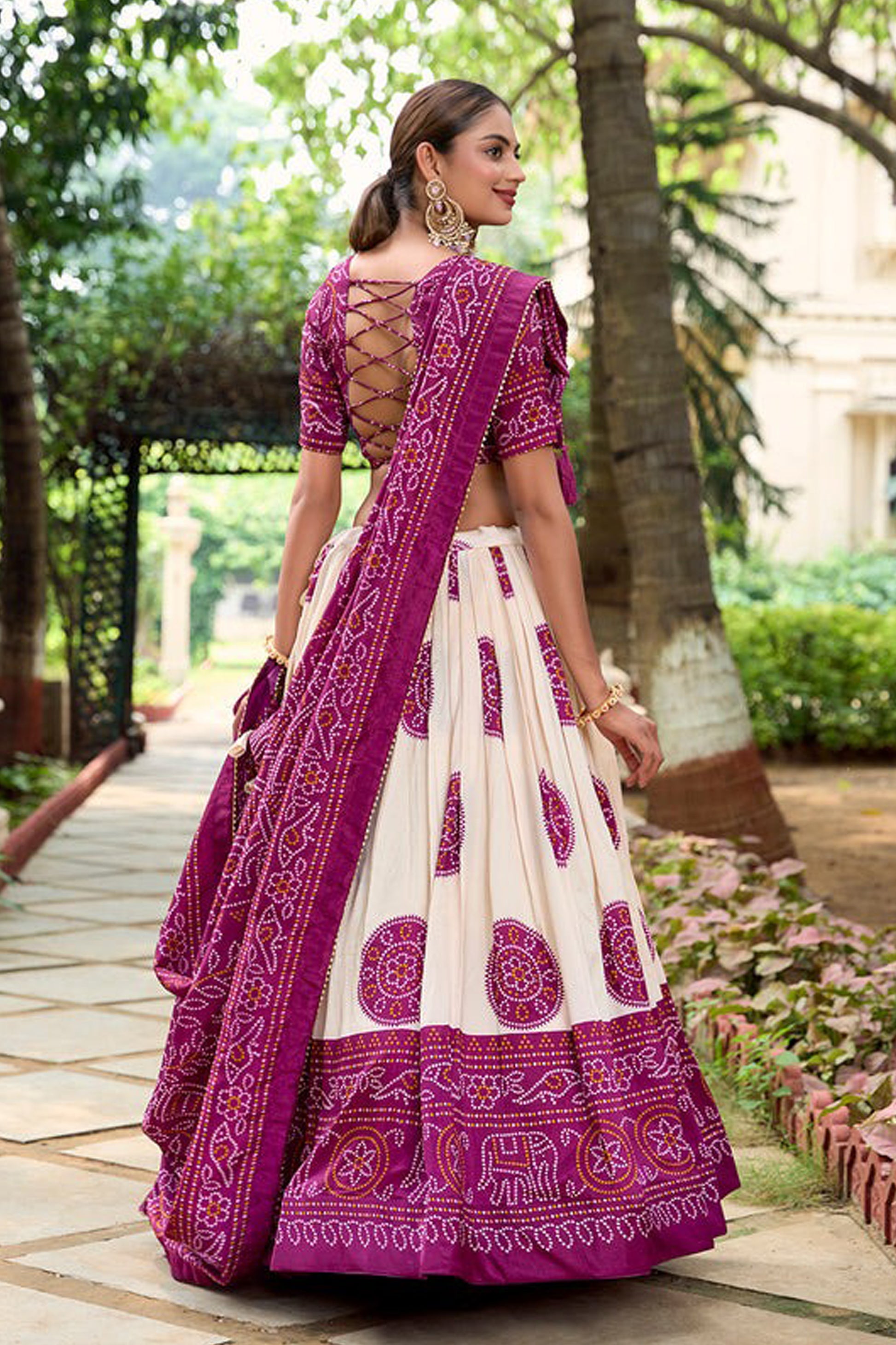 Back view of modern lehenga set for reception styling