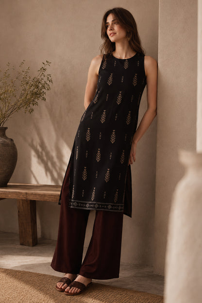 Casual women kurta set styled with flat sandals