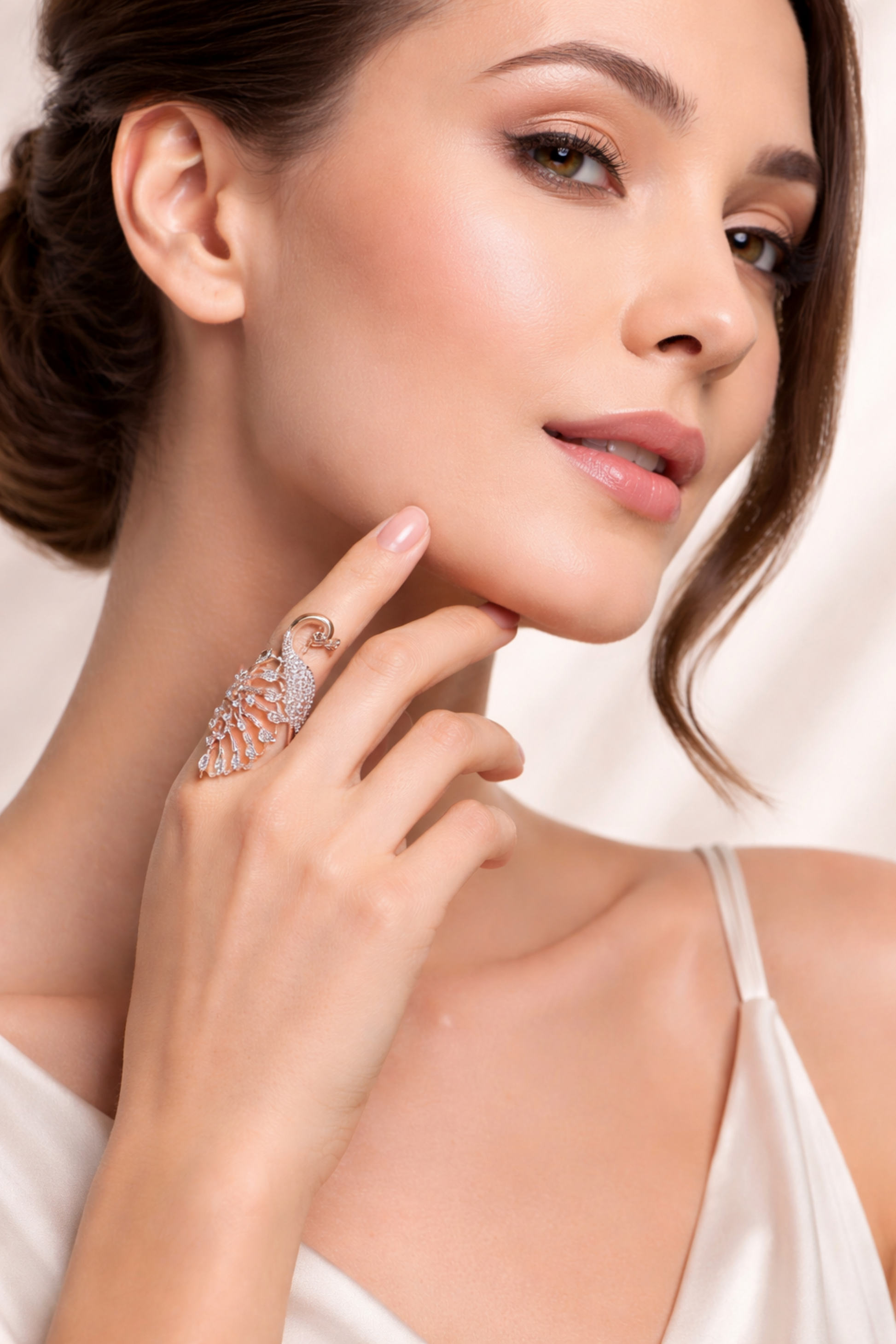 elegant rose gold bird motif ring for women
