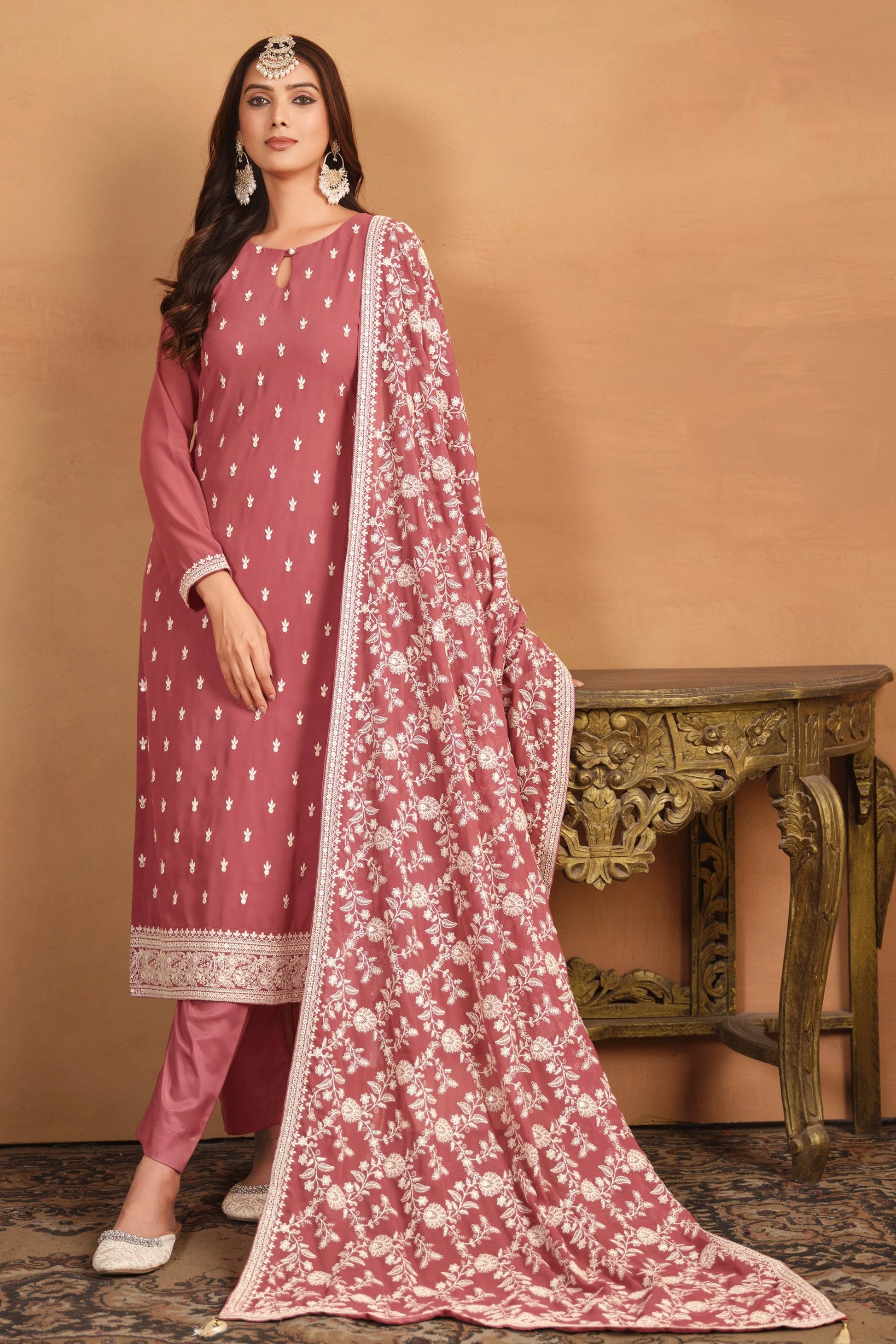 Indian salwar kameez dupatta drape detail
