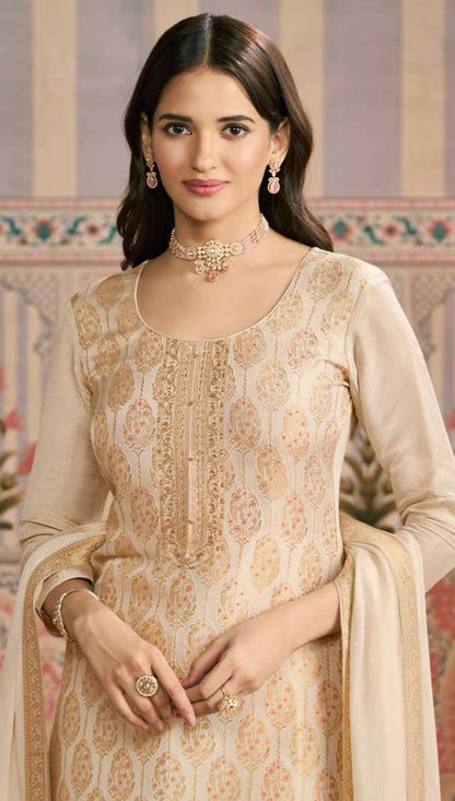 Wedding ready beige salwar kameez styling
