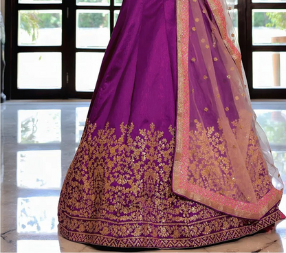 Bridal Lehenga Choli with thread embroidery work