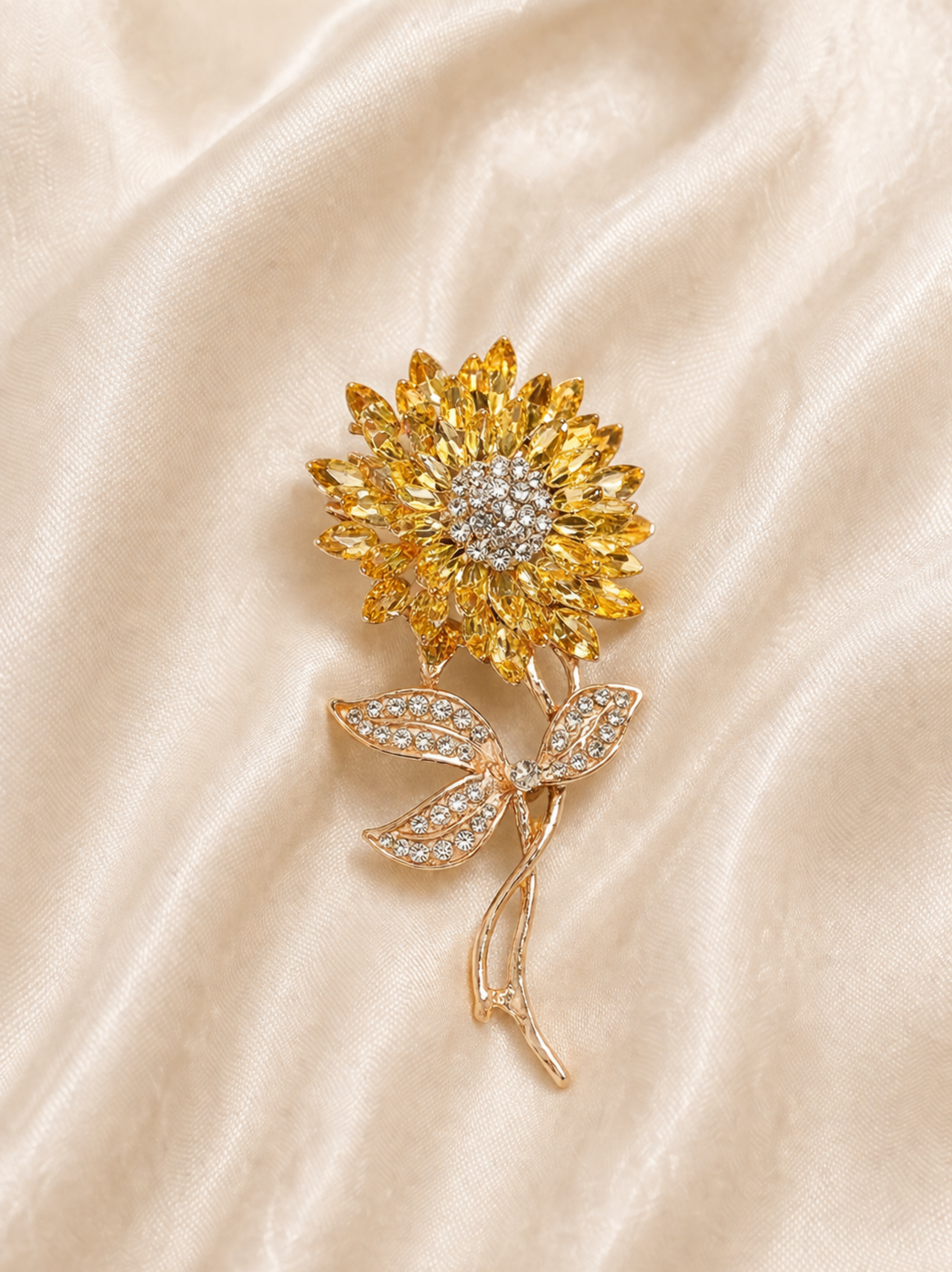 gold finish flower brooch pin detail