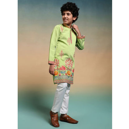 Indian style kurta side profile view