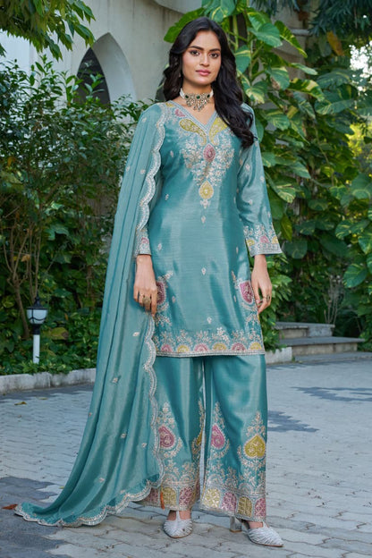 Ready-to-wear Chinon palazzo outfit for festive events
