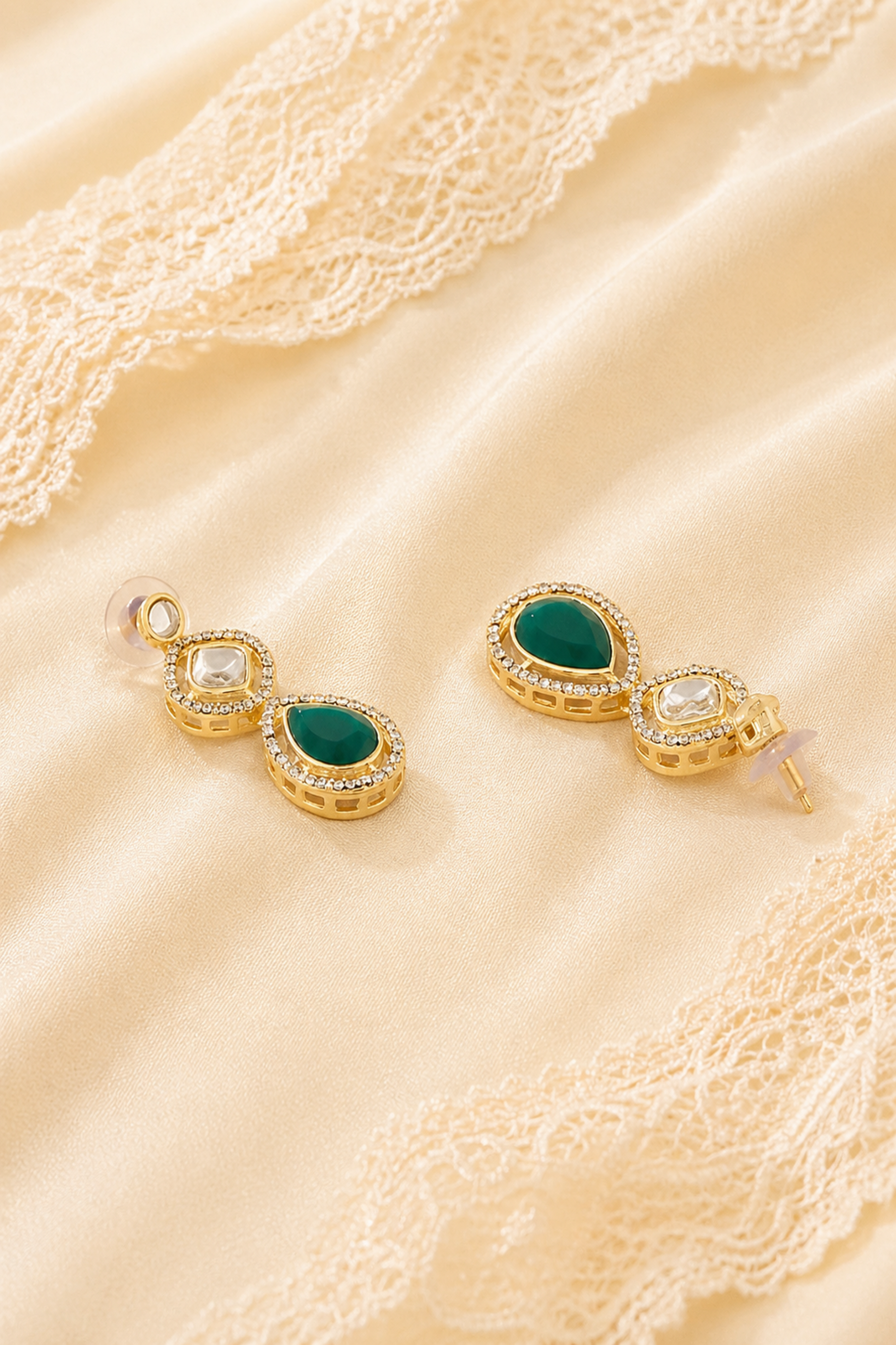 Sculpted Earring set with polished gold-tone finish