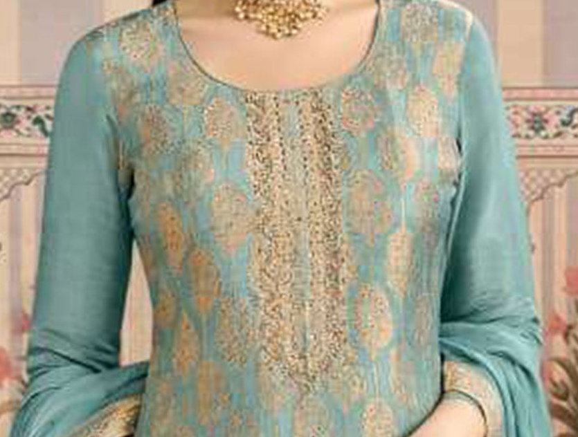 Handwork-ethnic-suit-closeup