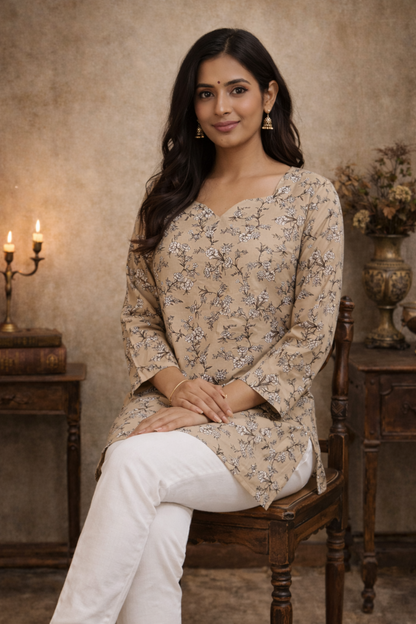 Women tops beige office wear styling look