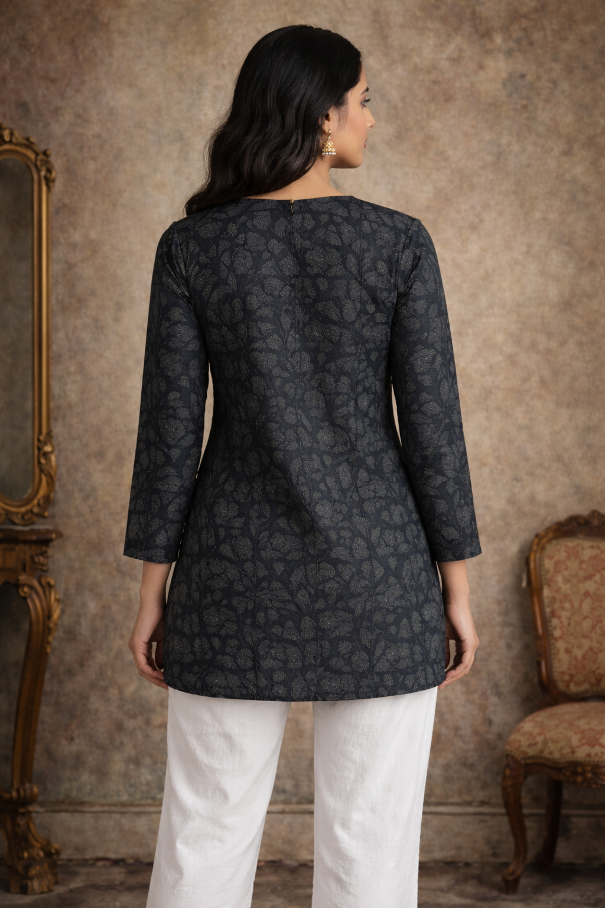 women top for UK style minimal floral black top