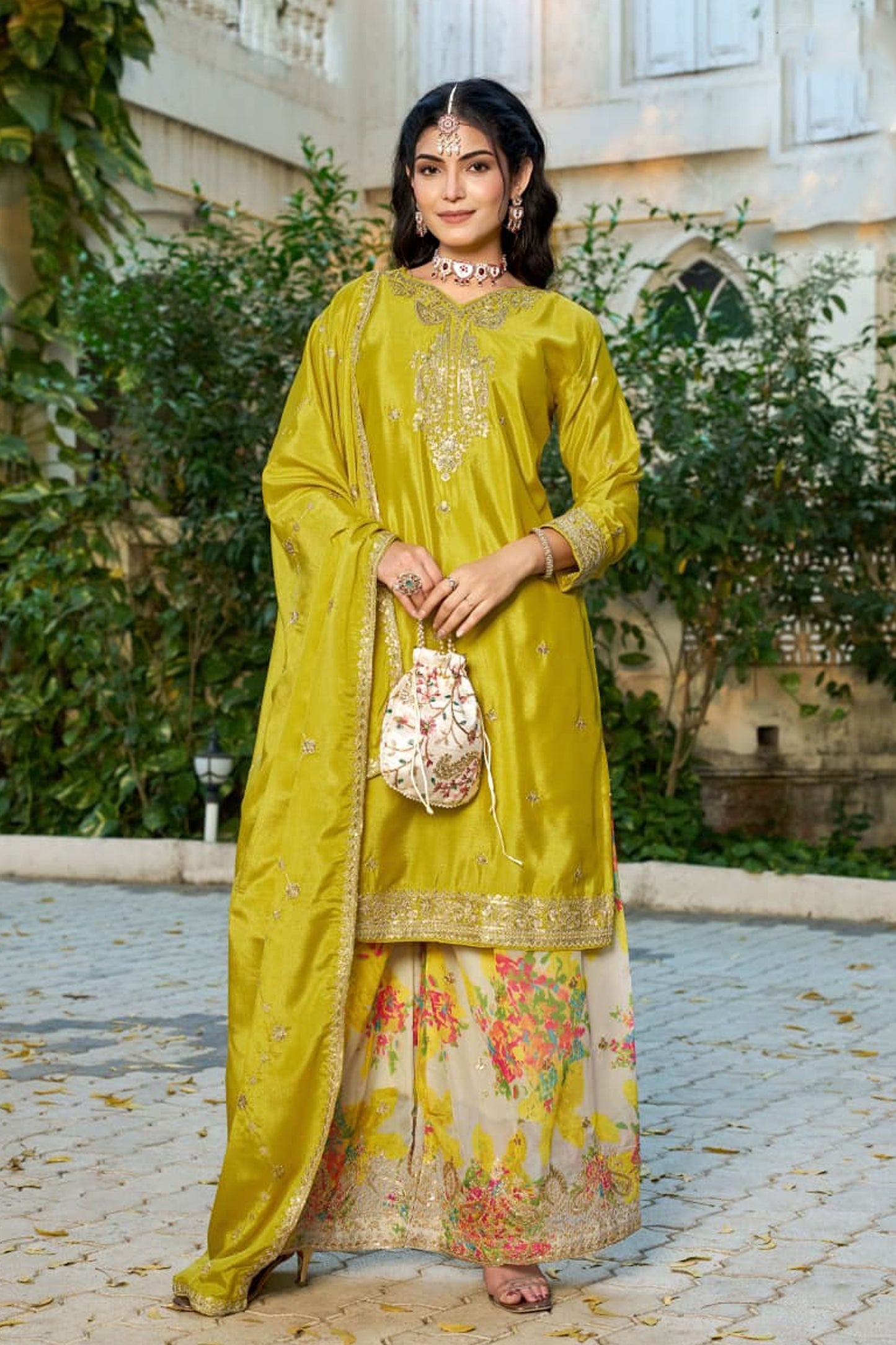 Reception-ready palazzo outfit in Chinon
