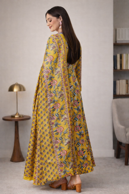Side angle of yellow kurti for womens styling